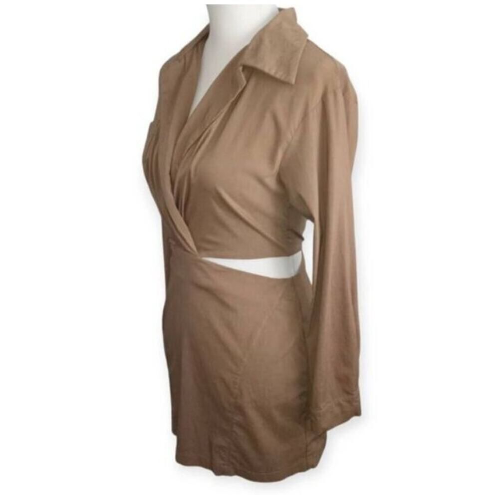 LULU'S KHAKI CUTOUT MINI DRESS SZ.M EUC. - Picture 5 of 8